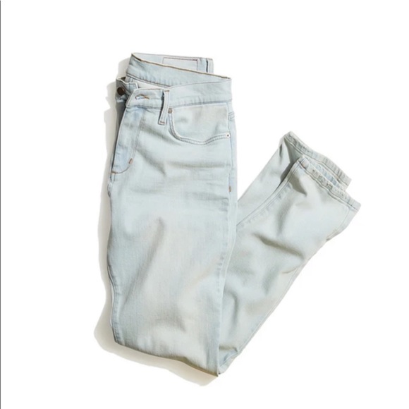 MARINE LAYER NWOT Slim Straight Leg Lightwash Jeans in Light Indigo 30x30 - Picture 2 of 10
